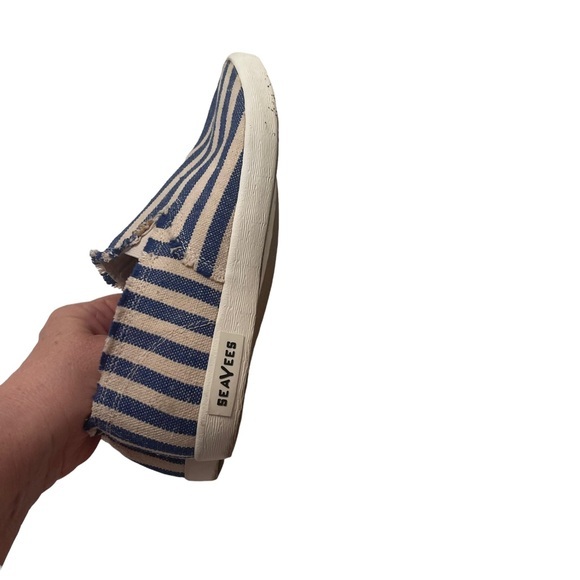 SeaVees Blue and Cream Shoes Size 8 NWOT - Picture 4 of 5